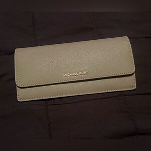 Michael Kors Large Saffiano Leather Snap-Front Wallet